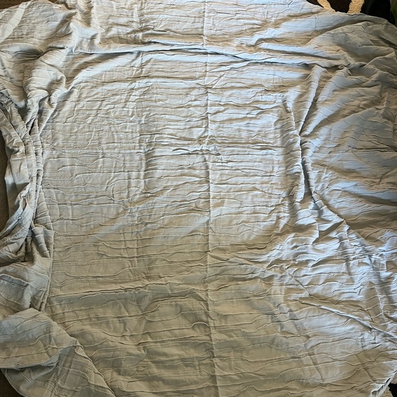 PotteryBarn || Queen Duvet Cover & 2 Standard Pillow Cases - Picture 3 of 6